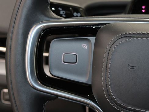 New 2026 Lincoln Navigator L Premier AWD/4WD image 39
