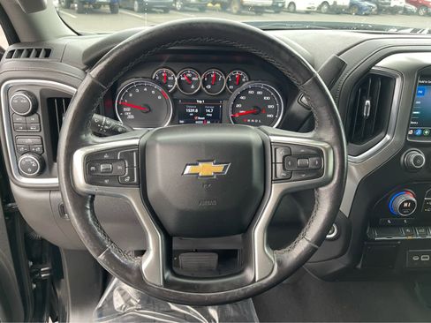 Used 2021 Chevrolet Silverado 1500 LT image 21