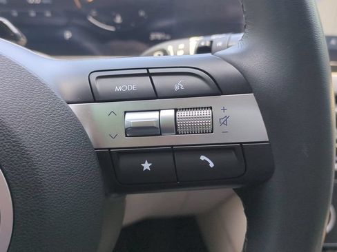 Used 2025 Hyundai Tucson SEL FWD image 22