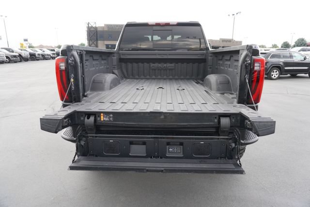 Used 2025 GMC Sierra 3500 Denali Ultimate AWD/4WD image 12