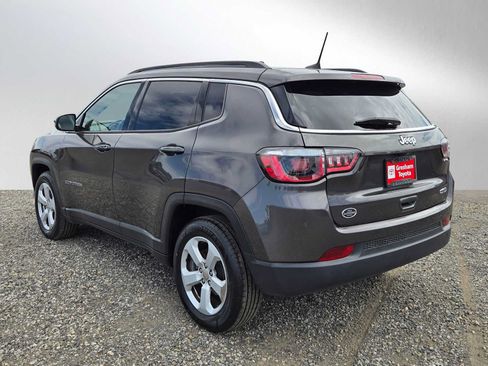 Used 2018 Jeep Compass Latitude w/ Popular Equipment Group FWD image 6