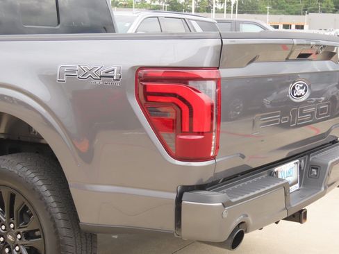 Used 2025 Ford F150 Lariat w/ Equipment Group 501A Mid AWD/4WD image 15