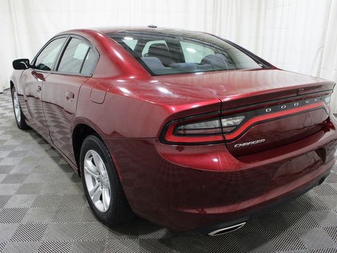 Used 2019 Dodge Charger SXT image 28