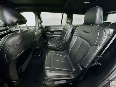 Certified 2024 Jeep Grand Cherokee L Limited w/ Luxury Tech Group II image 37