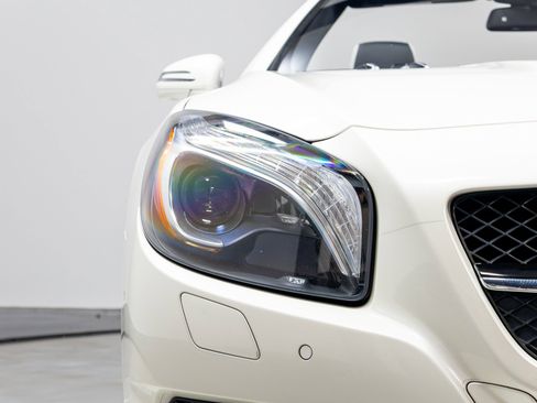 Used 2015 Mercedes-Benz SL 550 SL 550 image 32