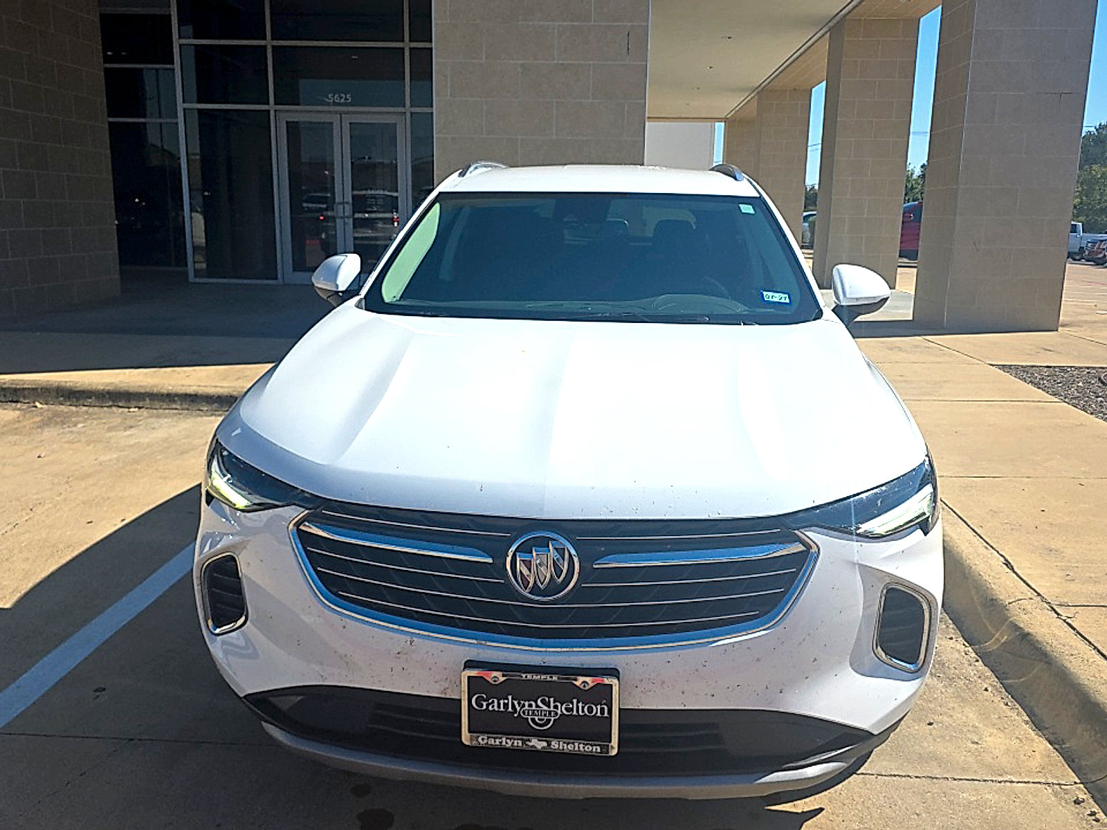 Used 2023 Buick Envision Essence FWD image 3