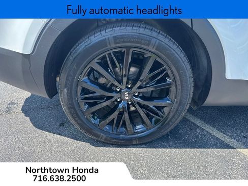Used 2020 Kia Telluride SX w/ Towing Package AWD/4WD image 14