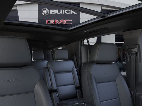 New 2026 GMC Yukon Denali w/ Denali Reserve Package AWD/4WD image 24