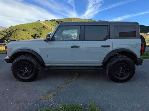 Certified 2024 Ford Bronco Wildtrak AWD/4WD image 3