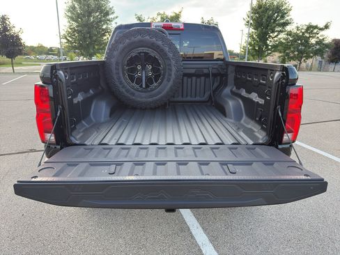 New 2026 Chevrolet Colorado ZR2 w/ ZR2 Bison Edition AWD/4WD image 12