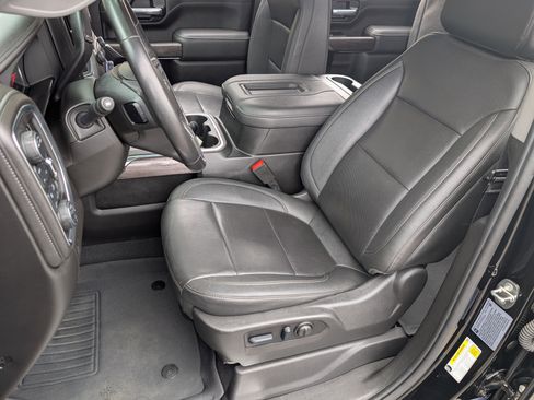 Used 2022 Chevrolet Silverado 2500 LTZ w/ LTZ Plus Package image 16