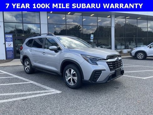 Used 2024 Subaru Ascent Premium w/ Convenience Package image 7