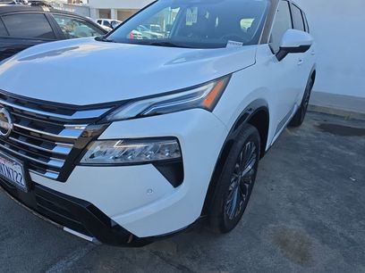 Used 2024 Nissan Rogue Platinum w/ Platinum Premium Package