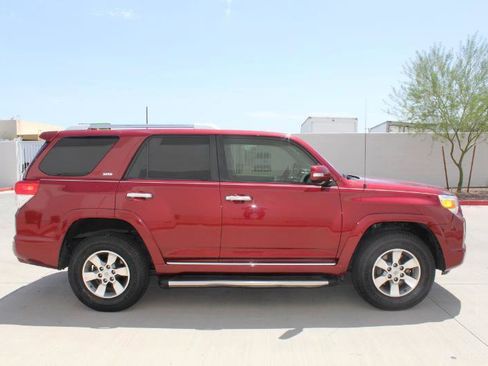 Used 2012 Toyota 4Runner SR5 AWD/4WD image 4