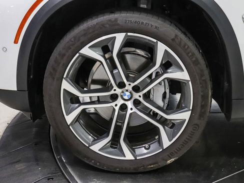 Used 2025 BMW X5 sDrive40i w/ Premium Package RWD image 9