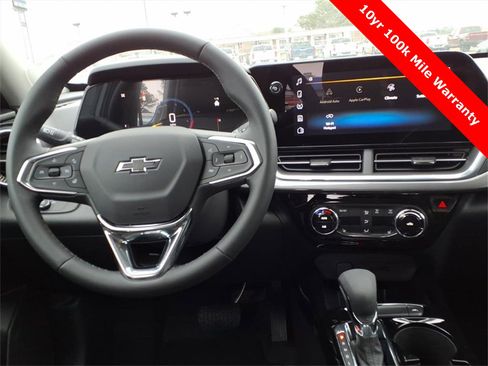 New 2026 Chevrolet Trax ACTIV w/ Driver Confidence Package image 13