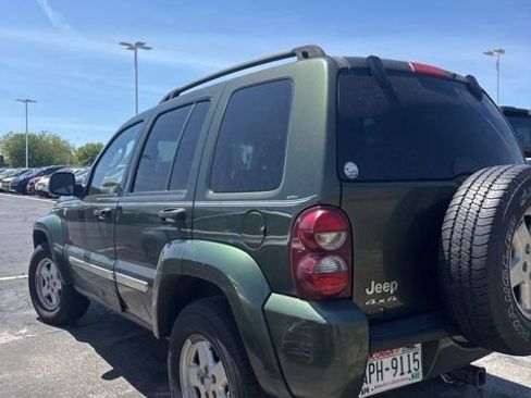 Used 2006 Jeep Liberty Sport AWD/4WD image 3
