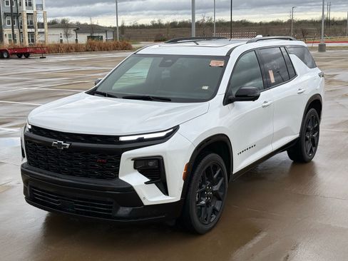 Used 2024 Chevrolet Traverse RS w/ LPO, Floor Liner Package image 14