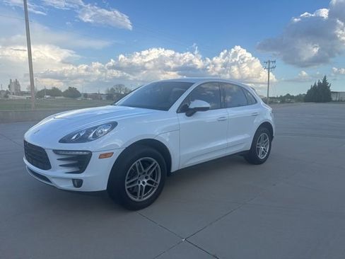 Used 2018 Porsche Macan image 1