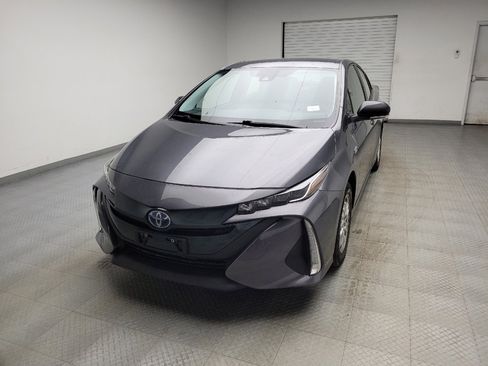 Used 2021 Toyota Prius Prime LE FWD image 15