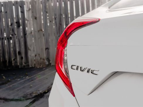 Used 2018 Honda Civic LX image 13