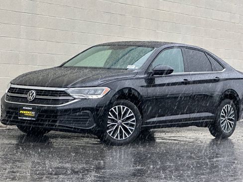 Used 2023 Volkswagen Jetta S image 8