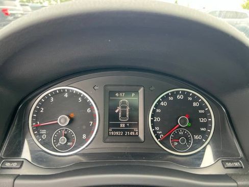 Used 2013 Volkswagen Tiguan S AWD/4WD image 11