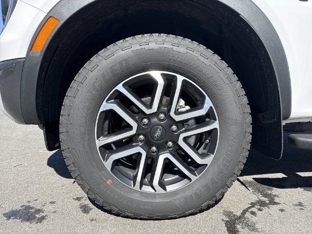 New 2025 Ford Ranger Lariat w/ FX4 Off-Road Package AWD/4WD image 10