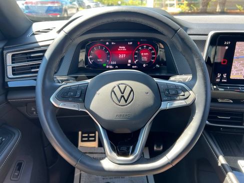 Used 2026 Volkswagen Atlas Cross Sport SEL R-Line AWD/4WD image 16
