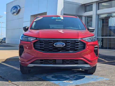 Used 2023 Ford Escape ST-Line w/ Tech Pack #1 AWD/4WD image 8