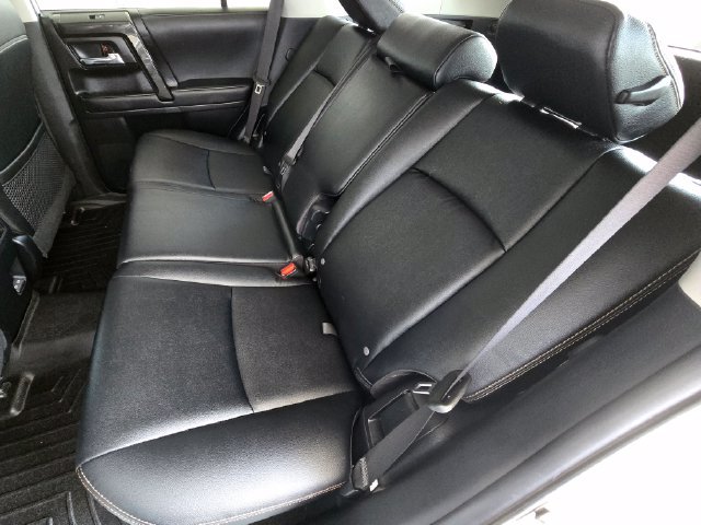 Used 2023 Toyota 4Runner 40th Anniversary SE AWD/4WD image 26