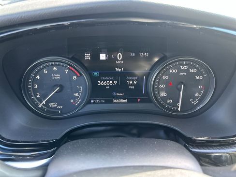 Used 2023 Cadillac XT6 Sport w/ Technology Package AWD/4WD image 15