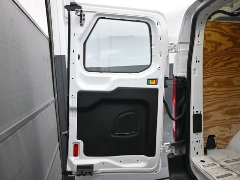 Used 2017 Ford Transit 150 130 Low Roof RWD image 24