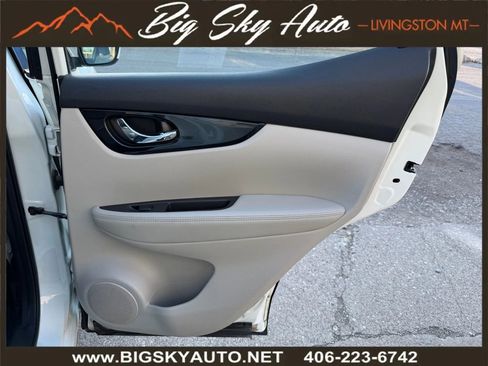 Used 2019 Nissan Rogue Sport SV w/ All-Weather Package image 20