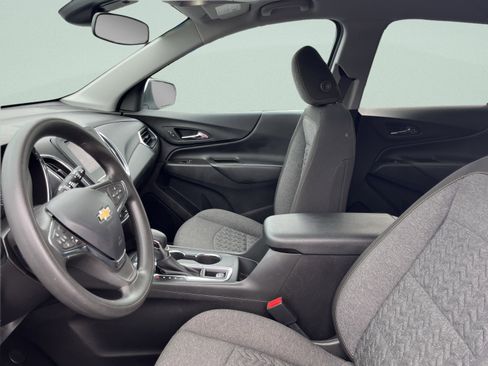 Used 2023 Chevrolet Equinox LT w/ LPO, Floor Liner Package image 15