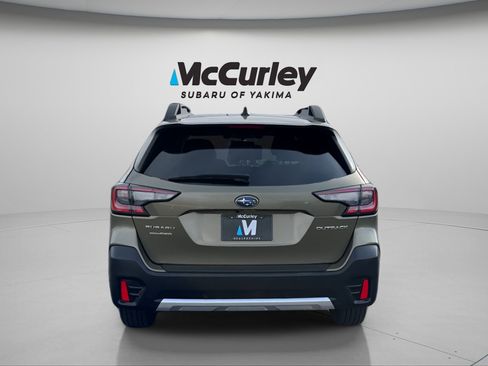 Used 2020 Subaru Outback Limited image 4
