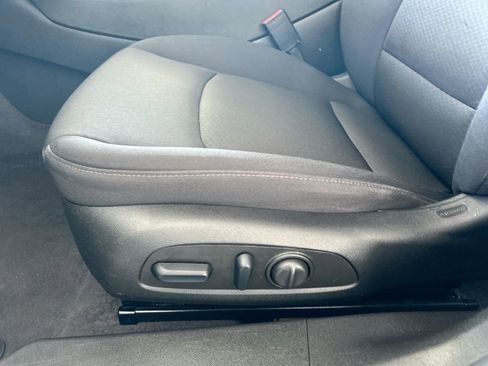 Used 2024 Chevrolet Malibu LT image 12