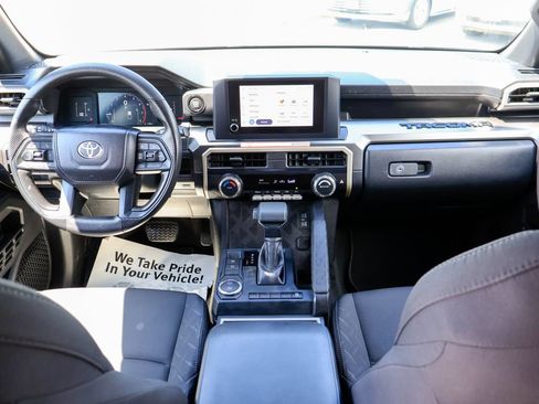Used 2025 Toyota Tacoma SR5 RWD image 8