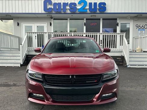 Used 2017 Dodge Charger R/T w/ Plus Group image 10
