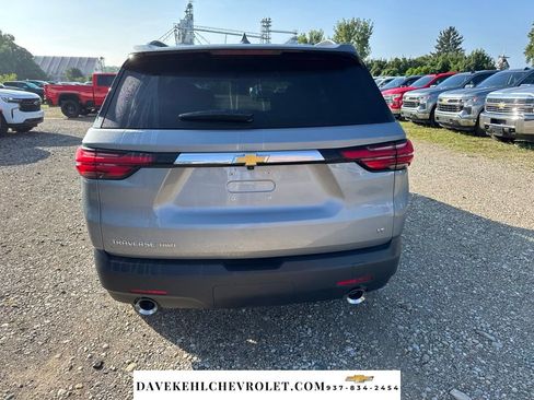 Used 2023 Chevrolet Traverse LT AWD/4WD image 4
