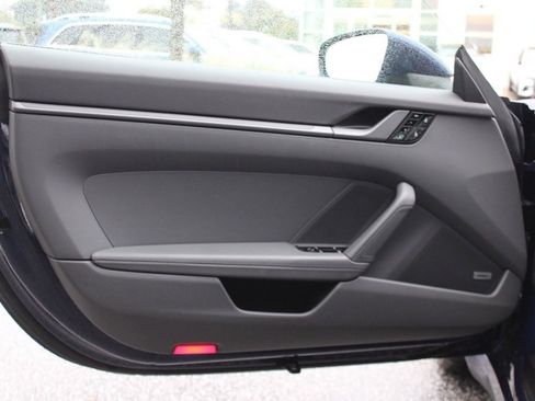 Used 2020 Porsche 911 Carrera 4S image 18