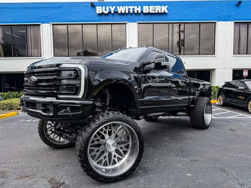 Used 2024 Ford F350 Platinum image 2