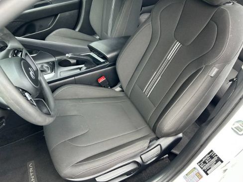 Used 2021 Hyundai Elantra SEL w/ Cargo Package FWD image 9