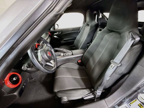 Used 2017 FIAT 124 Spider Classica RWD image 14