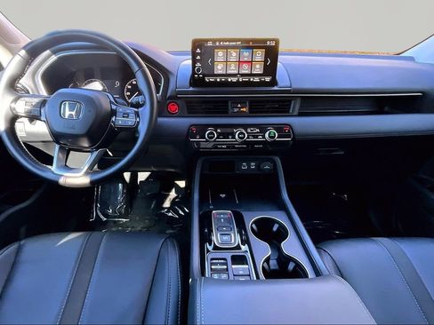 Certified 2025 Honda Pilot EX-L image 7