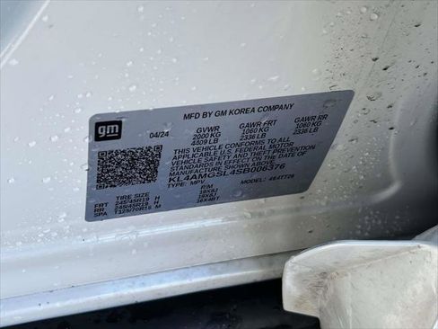 Certified 2025 Buick Encore GX Avenir w/ Avenir Convenience Package image 18