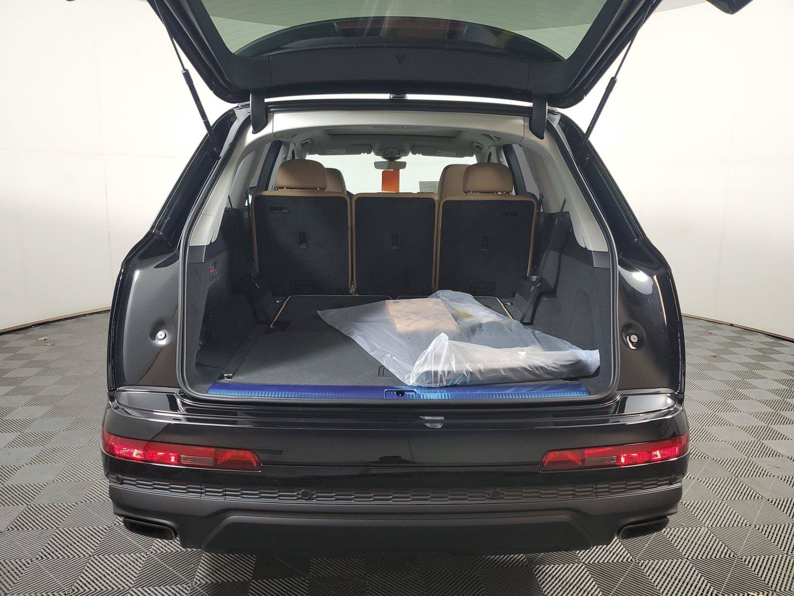 New 2026 Audi Q7 2.0T Premium Plus AWD/4WD image 7