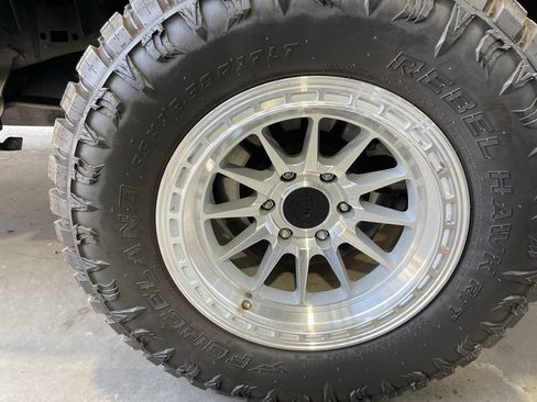 Used 2023 Ford F150 XLT RWD image 6