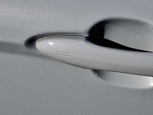 Used 2024 Toyota Camry SE image 29