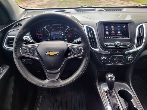 Used 2021 Chevrolet Equinox LT FWD image 32